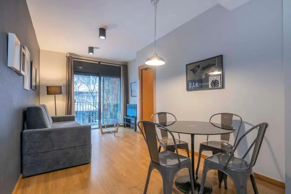 Modern And Bright Apartment In Eixample 1-3 바르셀로나