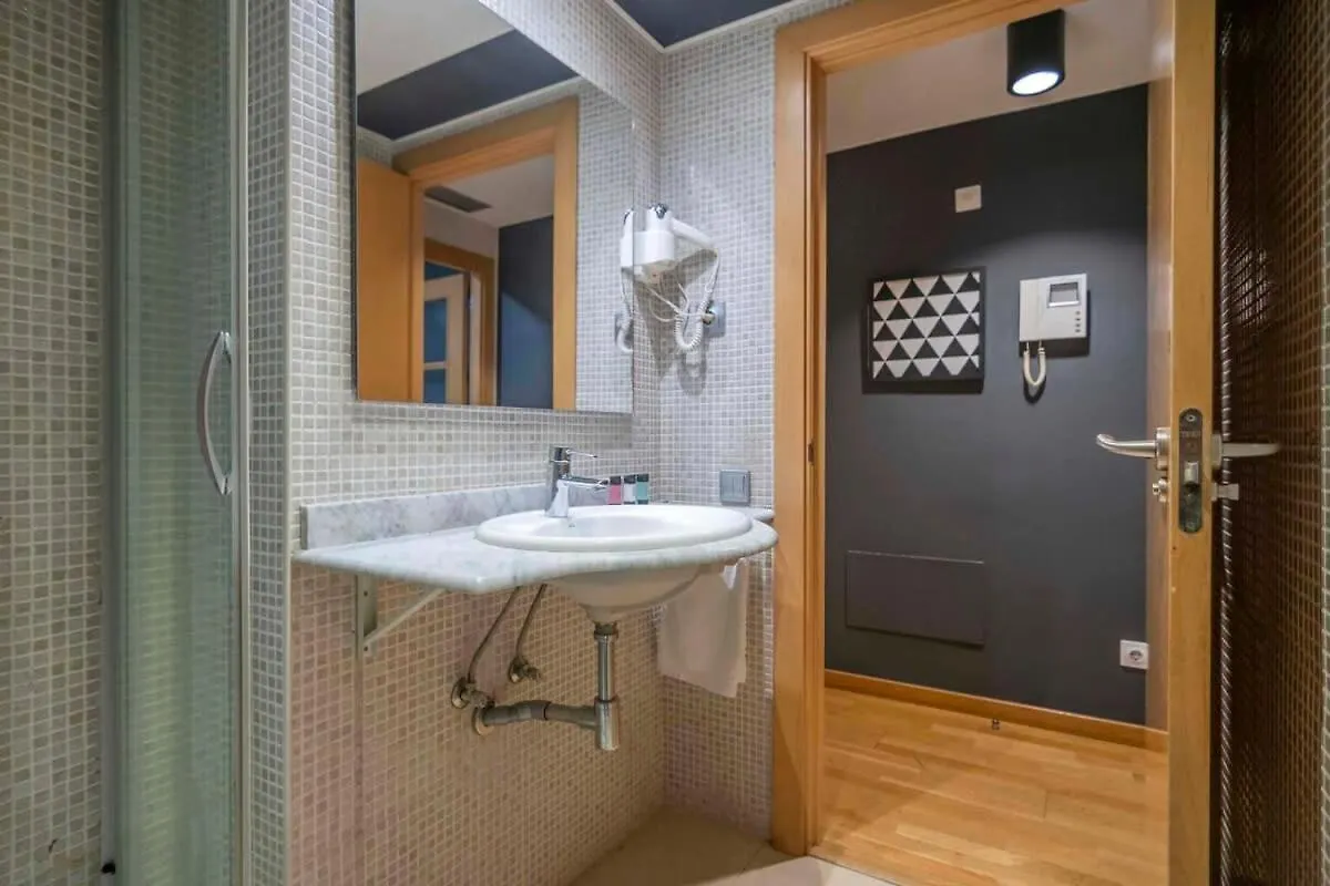 Modern And Bright Apartment In Eixample 1-3 바르셀로나