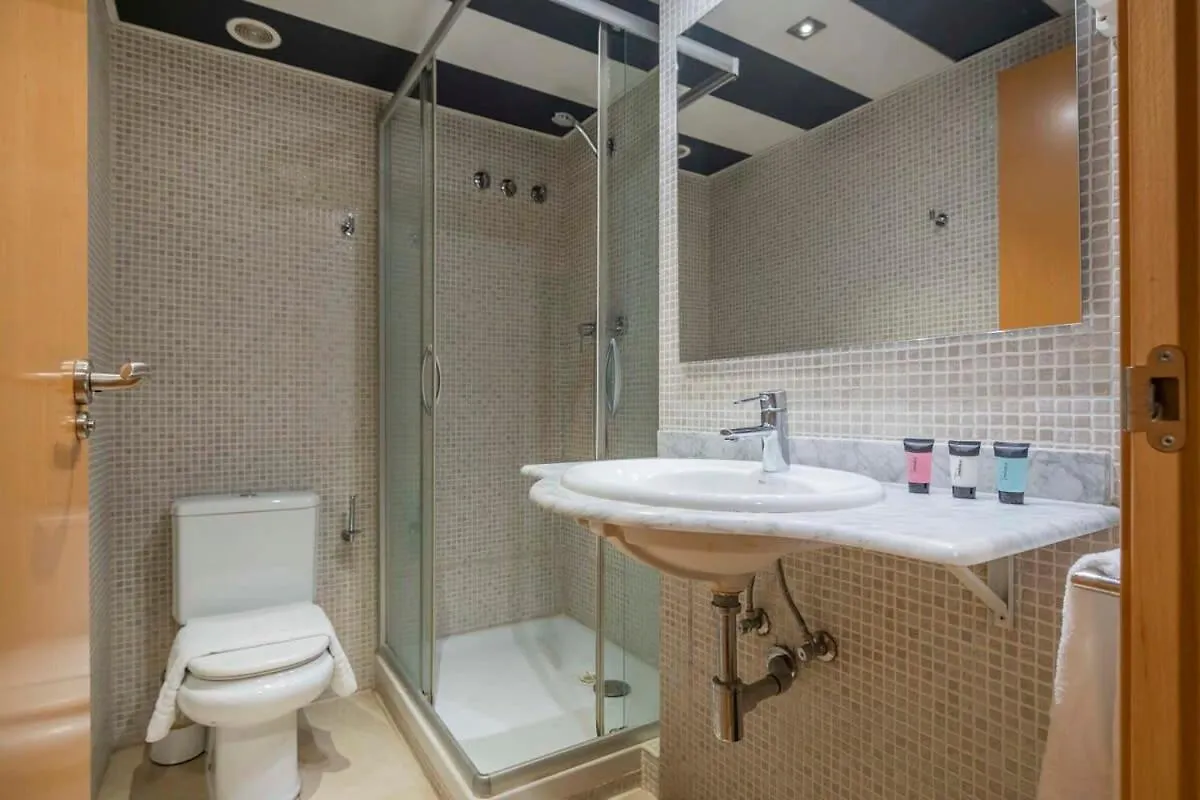 Modern And Bright Apartment In Eixample 1-3 바르셀로나 스페인